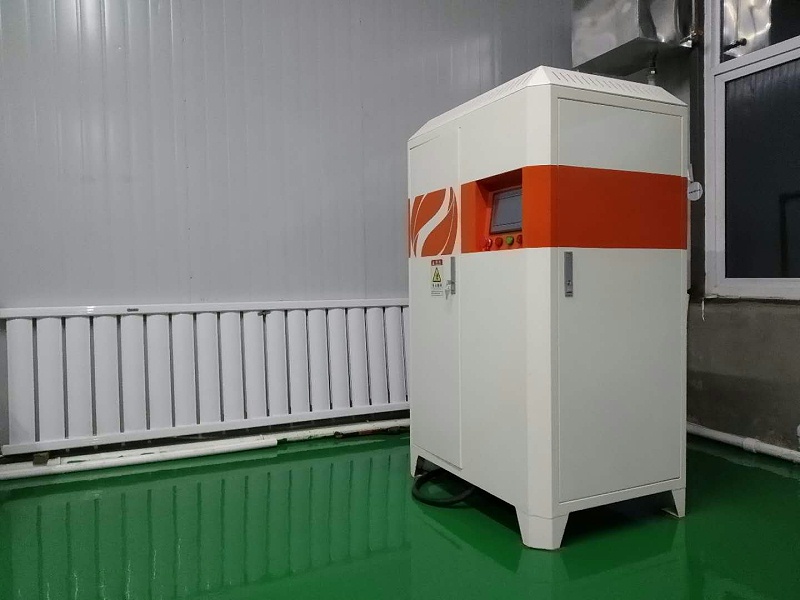 電鍋爐採暖
